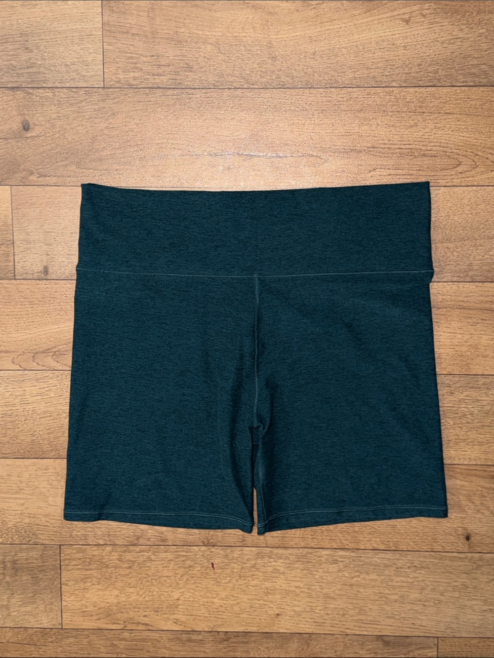 Vuori Size XXL Clean Elevation Shorty Comfortable Soft Biker Shorts Style VW371